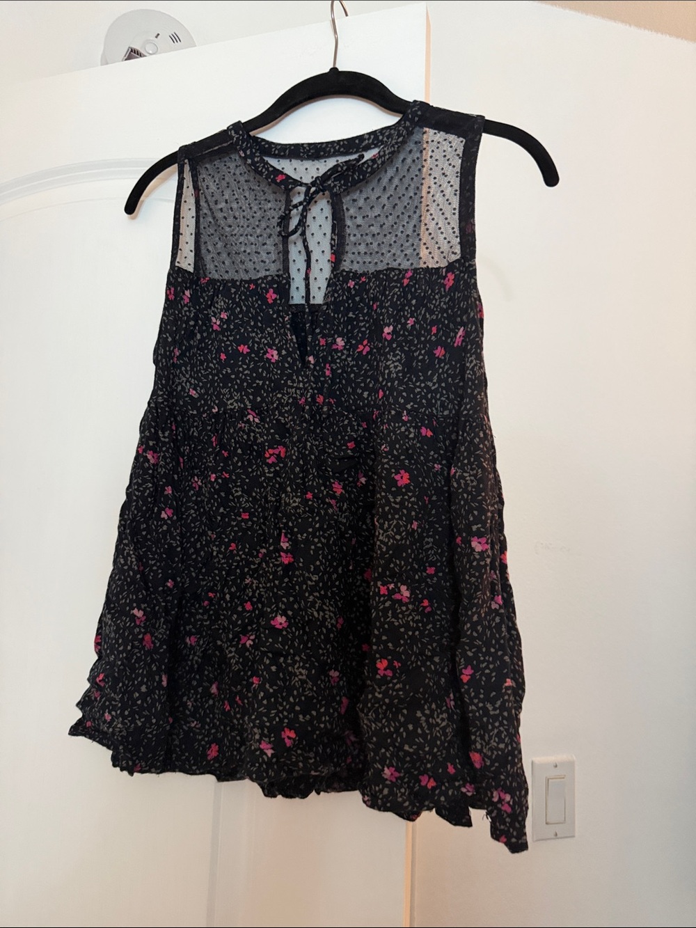Sleeveless Black Floral Tie-Neck Top with Sheer Yoke